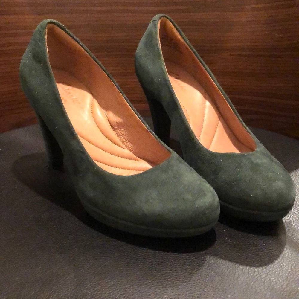 Clarks Pumps